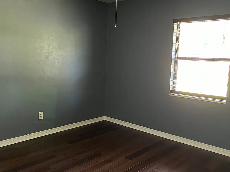 108 E Garland Ct — Photo 16