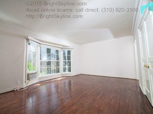 346 N Palm Dr, Beverly Hills, CA 90210