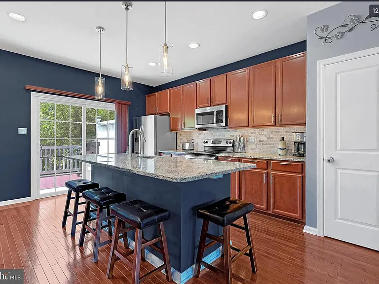 423 Dogwood Dr — Photo 12