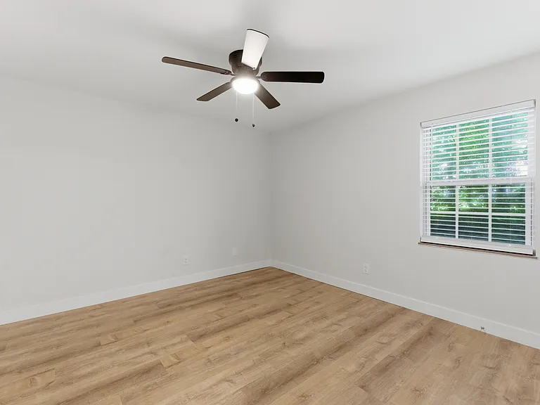 131 Overbrook Dr #10 — Photo 6