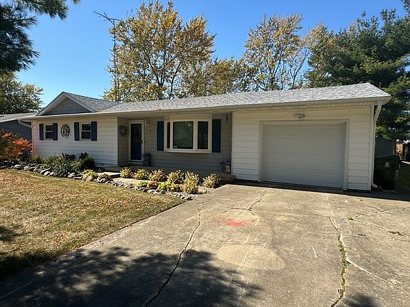 4th image of 14 W Circle Dr