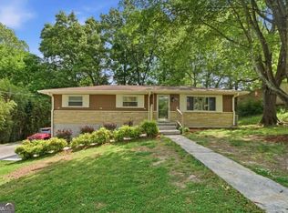 1004 W Lewis St, Rossville, GA 30741