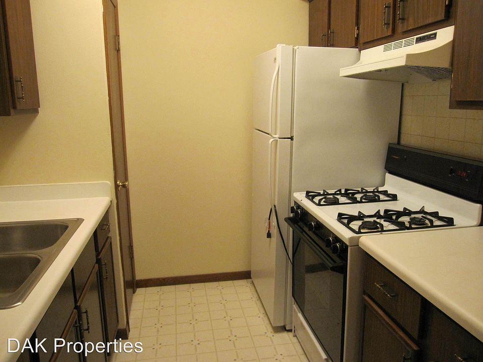 2nd image of N114W15556 Sylvan Cir