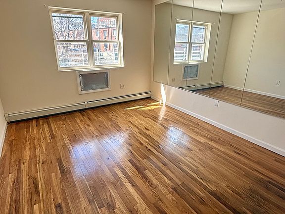 3rd image of 0 E 169th St #2B