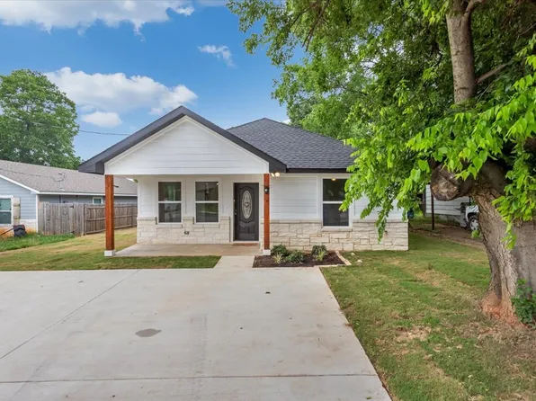 405 North Ave, Whitesboro, TX 76273