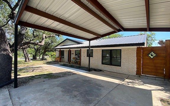 4th image of 1202 Nix Rd