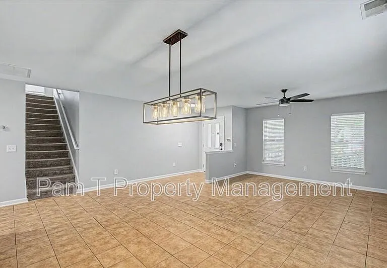 4 Bainbridge Way — Photo 6