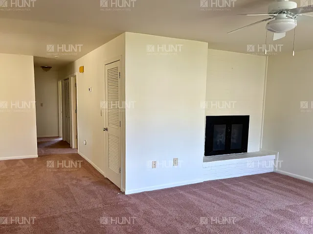 3 bed, 1570 sqft, $1,975 — Photo 2