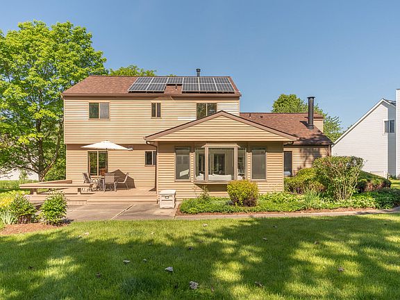3rd image of 2110 Ardenne Dr