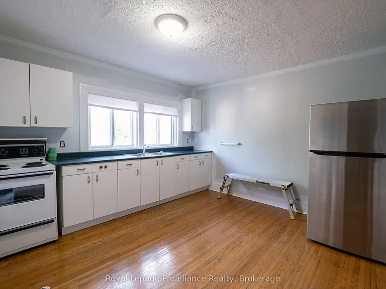 4 Highland Ave — Photo 10