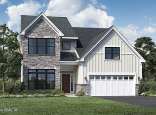 92 Sofia Dr, Manalapan, NJ