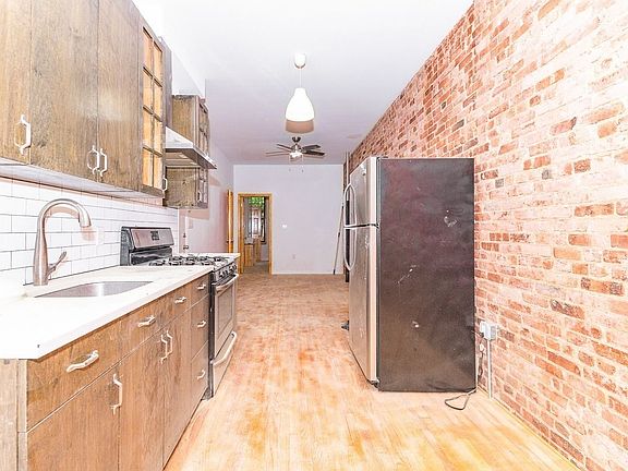 2nd image of 189 Stockholm St #3T