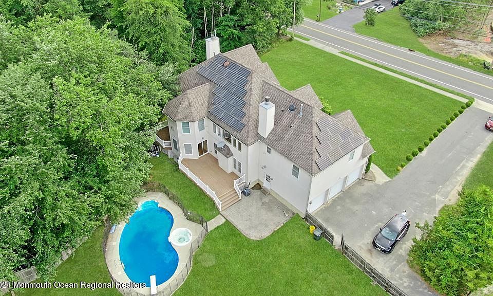 2nd image of 180 N New Prospect Rd