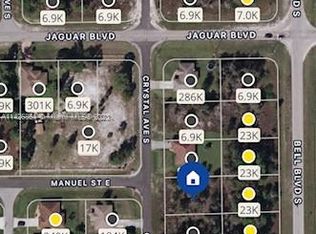 809 Crystal Ave S, Lehigh Acres, FL 33974