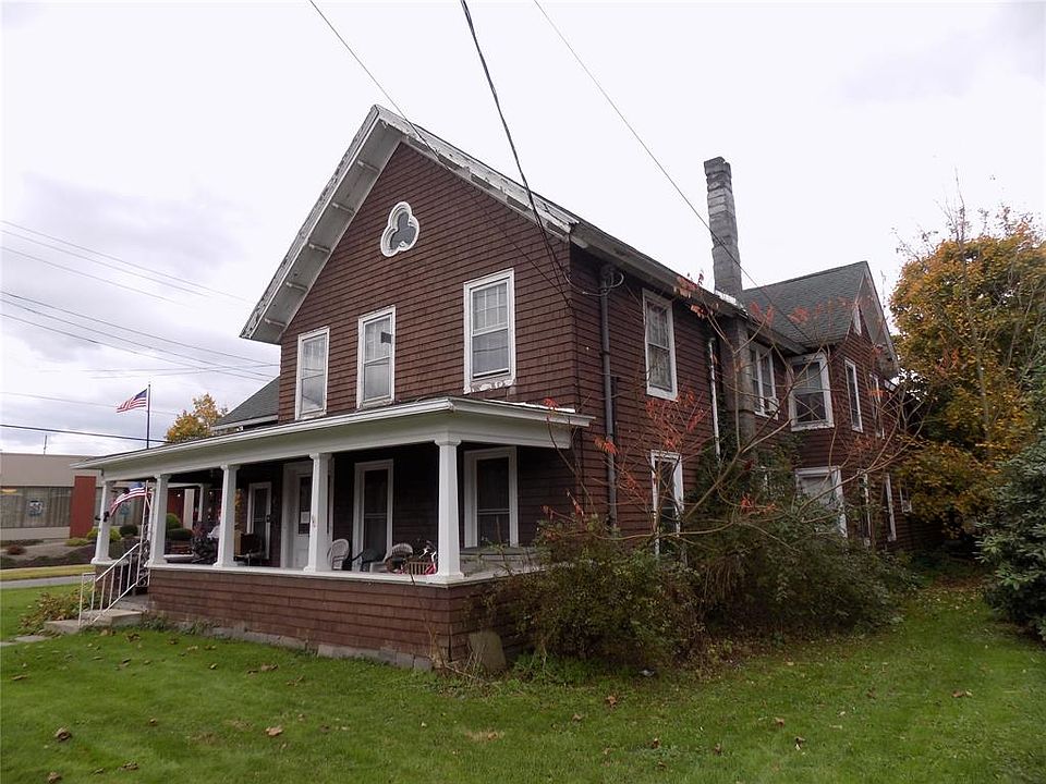 1st image of 30 Grand St