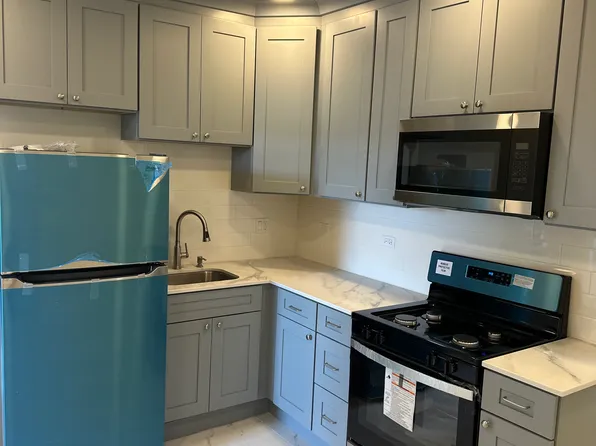 5161 W Grand Ave APT 1F, Chicago, IL 60639