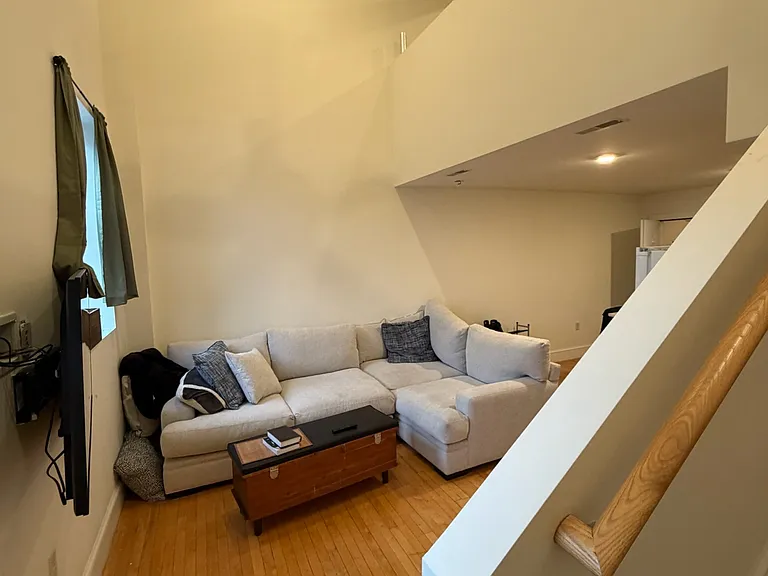 257 Washington St — Photo 10