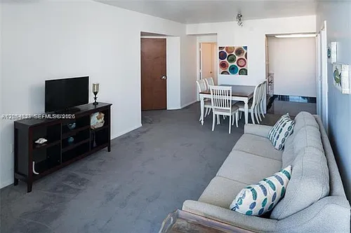 6365 Collins Avenue Cu #1811 Photo 1