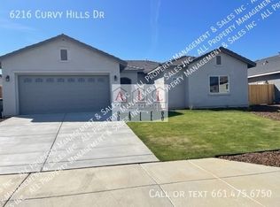 6216 Curvy Hills Dr, Bakersfield, CA 93306