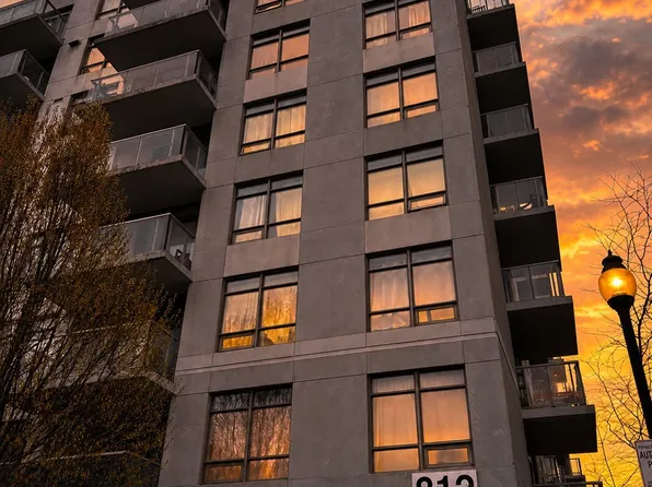 812 Lansdowne Ave #1114, Toronto, ON M6H 4K5