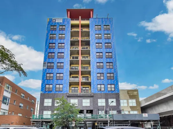 1122 W Catalpa Ave APT 803, Chicago, IL 60640