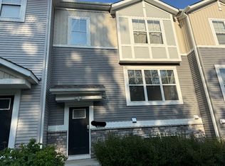 2682 Lexington Pl N, Saint Paul, MN 55113