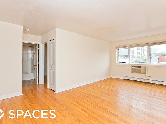 3rd image of 625 W Wrightwood Ave Fl 516TOP