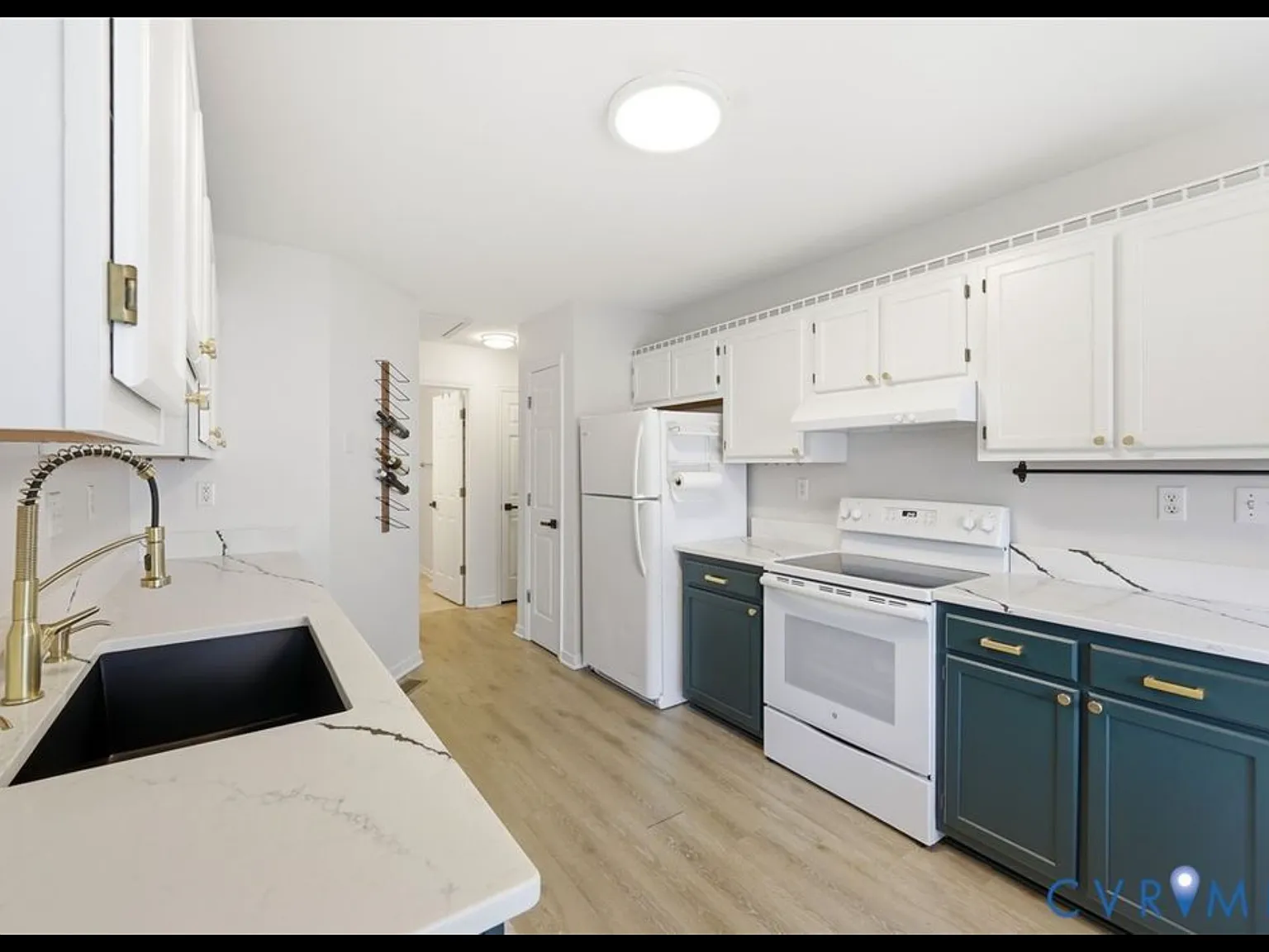 3 bed, 1260 sqft, $2,600 — Photo 3
