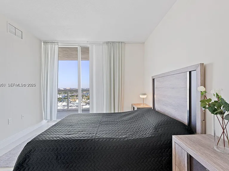 1871 NW South River Dr #1804 — Photo 11