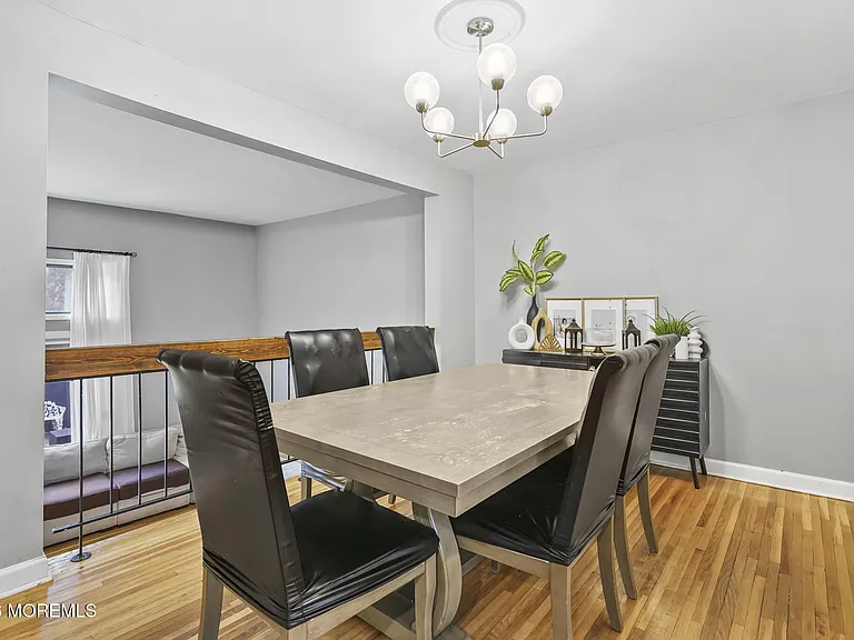 424 Tall Oak Ln — Photo 8