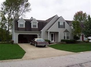2853 S Tinkers Ln, Twinsburg, OH 44087