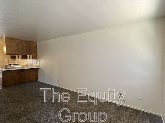 3rd image of 5224 W Cambridge Ave