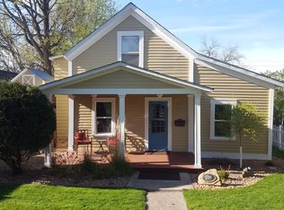 209 8th St E, Hastings, MN 55033