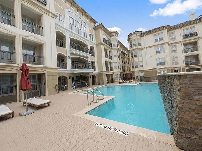 7575 Kirby Dr #2214 — Photo 29