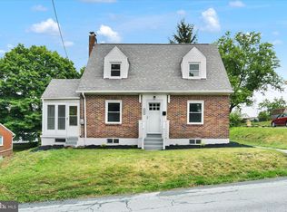 1227 2nd St, Steelton, PA 17113