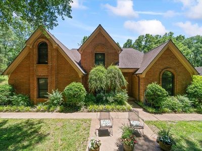 1420 N Reid Hooker, Eads, TN, 38028