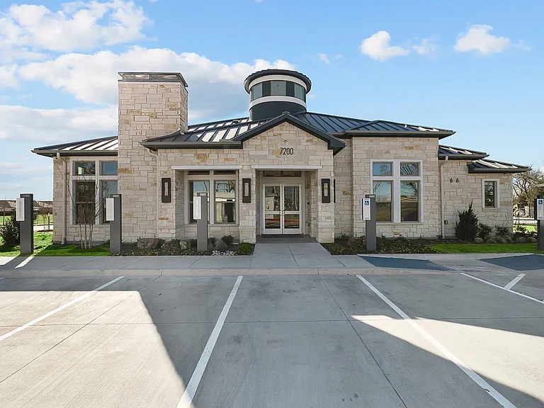 Estates of McKinney — Photo 2