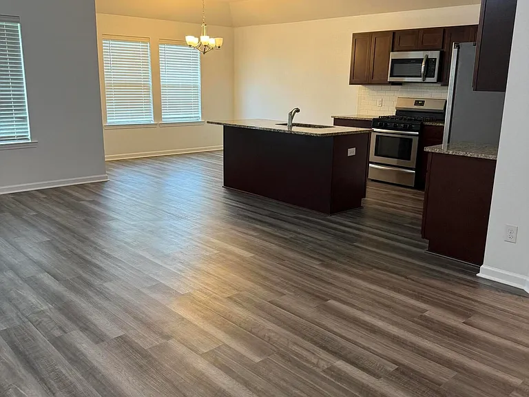 2252 Violet Elle Ln — Photo 4