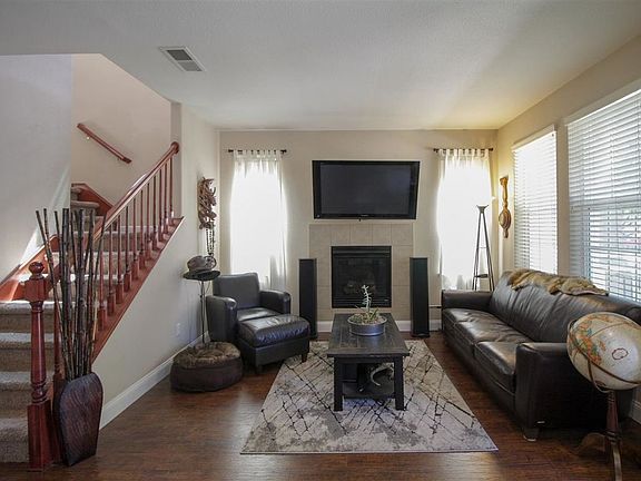5th image of 3832 Artadi Dr