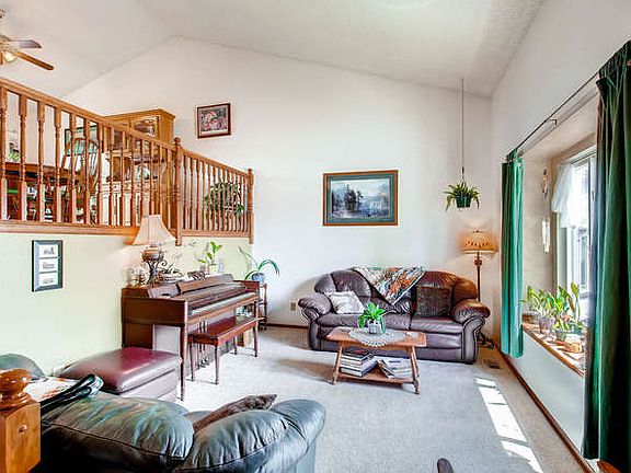 3rd image of 8570 Cirrus Ct