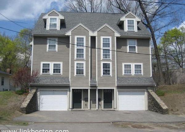 2nd image of 1075 Boylston St