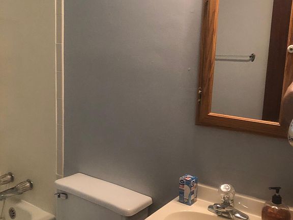 5th image of 1310 Fort Manor Dr