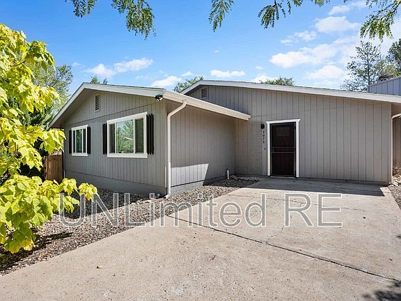 3rd image of 1975 Catalpa Cir