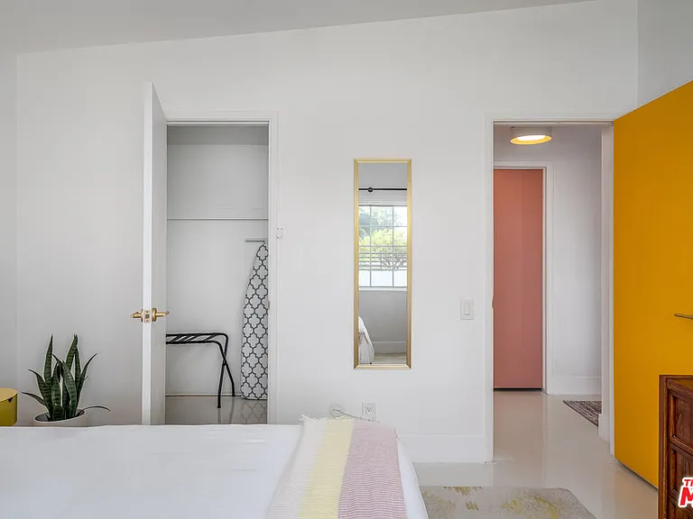 27445 Hombria Dr — Photo 21