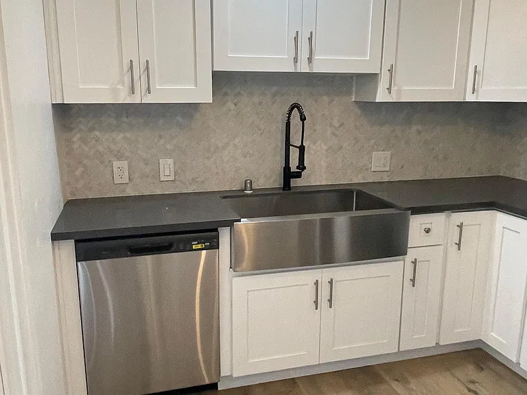 1221 Horn Ave #4 — Photo 1