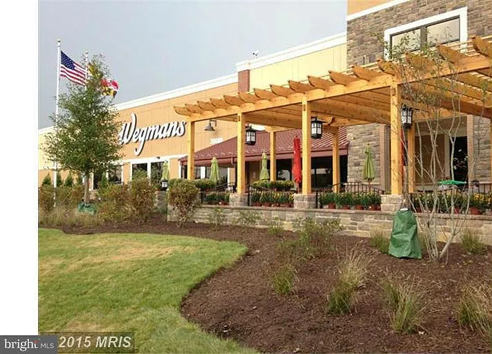 13303 Waterside Cir — Photo 49