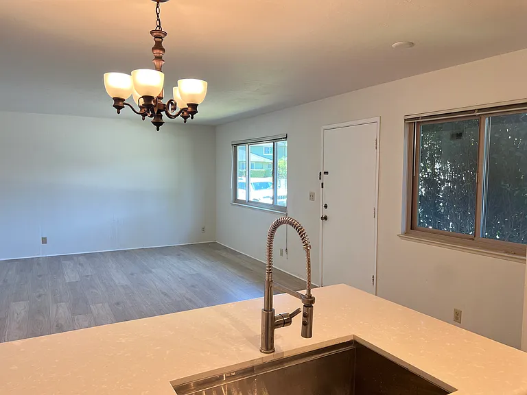 4450 Diamond St #1 — Photo 14