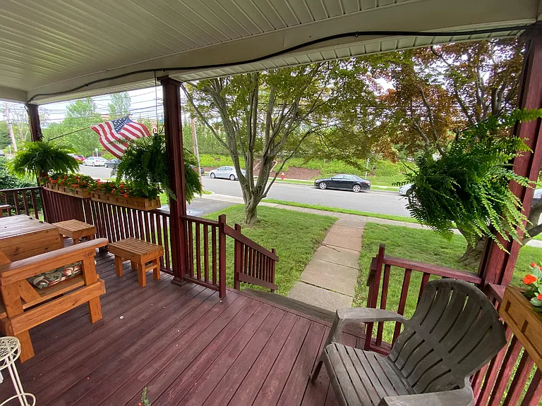 23 Burr St #2 — Photo 1