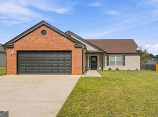 255 Galway Ln, Hampton, GA 30228