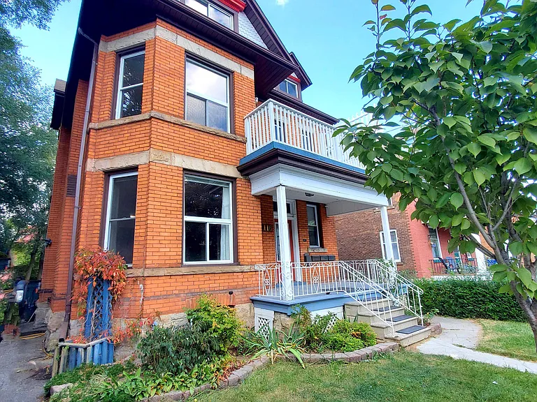 116 Fairholt Rd S #2 — Photo 1